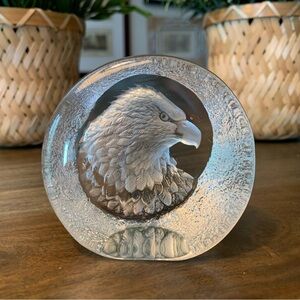 Mats Jonasson Crystal Etched Eagle Paperweight Signed Numbered 9201 Made Sweden